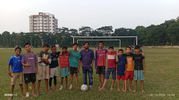 খেলাধুলা ও সহায়ক কার্যক্রম